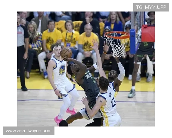 雷霆121-111击败掘金,亚历山大35+7+5+5抢断末节锁胜